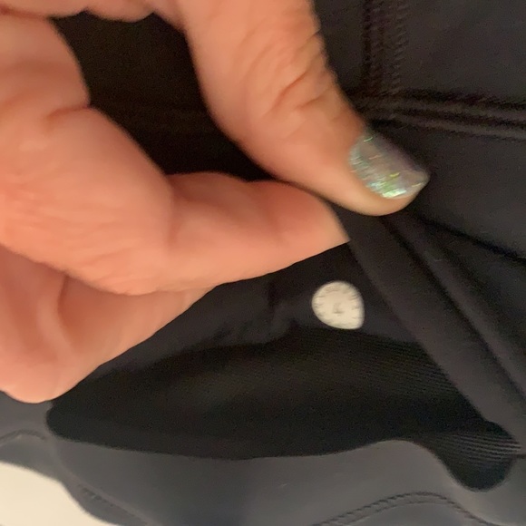 Lululemon leggings excellent condition - Picture 5 of 5